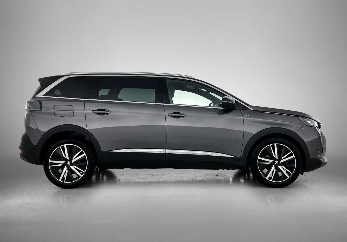 SUV GT Pack Business 130pk Automaat | 7 Zitplaatsen | Navigatie | 360° Camera | FOCAL Premium HiFi | Full Led koplampen | Adaptieve Cruise Control | Handsfree achterklep | Leder/Alcantara |