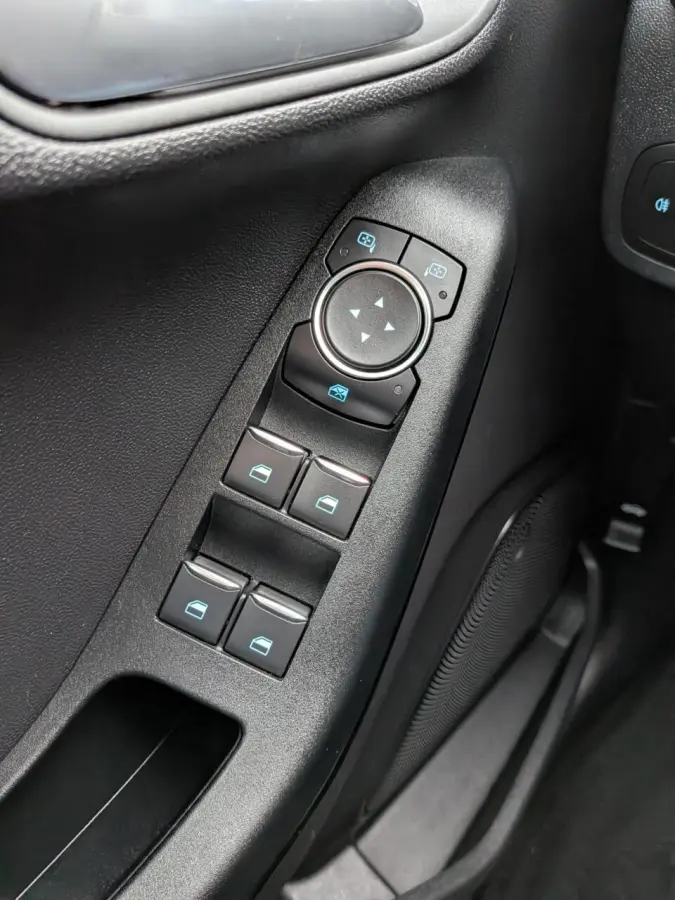 1.0 EcoBoost Connected