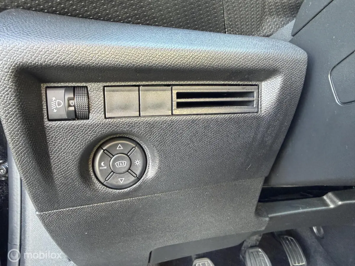 1.2 MAX | Headup | Pano | 360 | CarPlay | Garanti