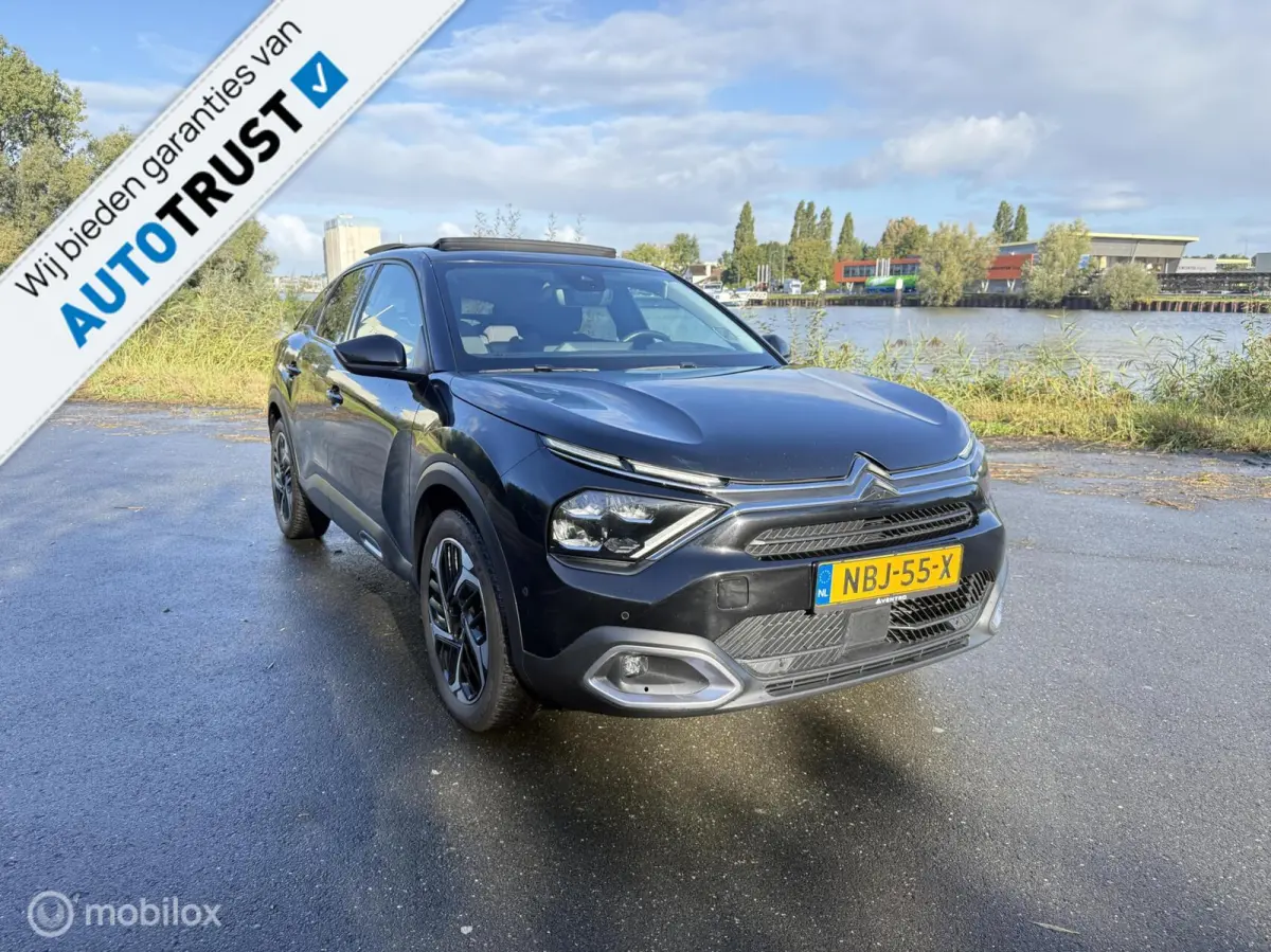 1.2 MAX | Headup | Pano | 360 | CarPlay | Garanti