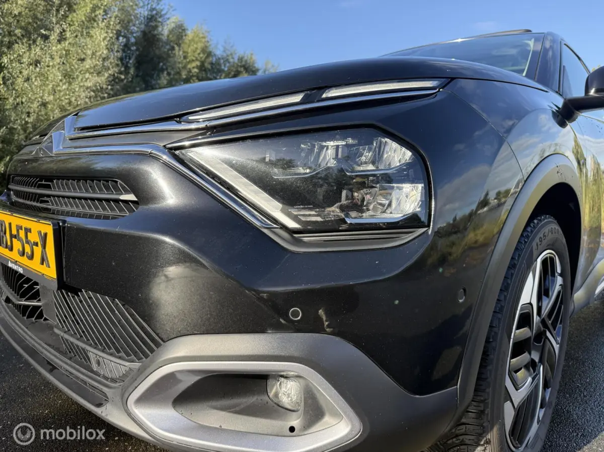 1.2 MAX | Headup | Pano | 360 | CarPlay | Garanti