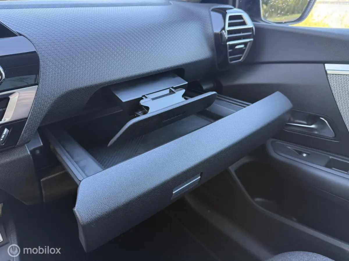 1.2 MAX | Headup | Pano | 360 | CarPlay | Garanti