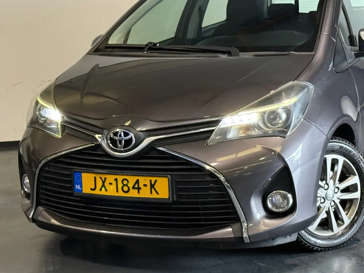 1.3 VVT-i Trend Navi Airco Cruise Camera Nieuwe Apk