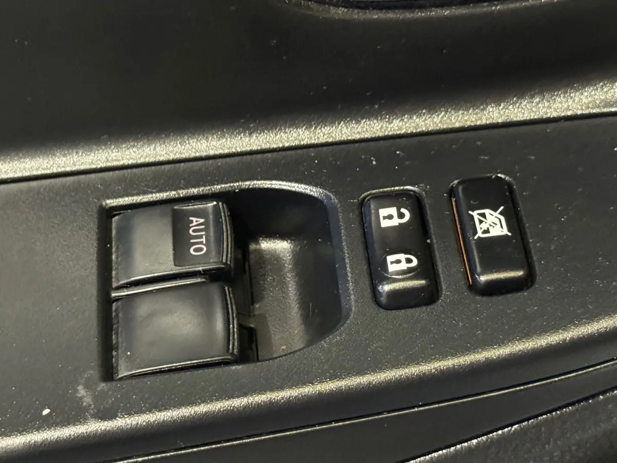 1.3 VVT-i Trend Navi Airco Cruise Camera Nieuwe Apk