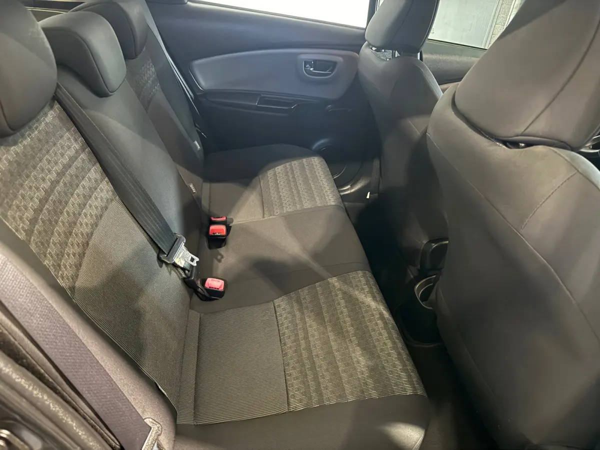 1.3 VVT-i Trend Navi Airco Cruise Camera Nieuwe Apk