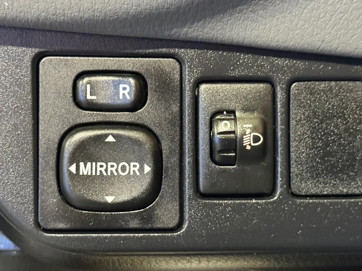 1.3 VVT-i Trend Navi Airco Cruise Camera Nieuwe Apk
