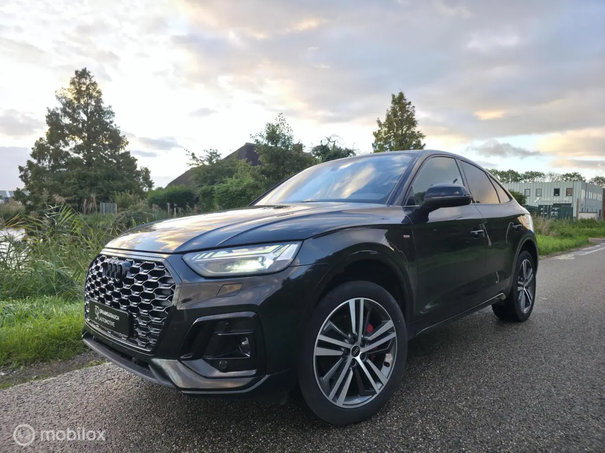 55 TFSI e S-Line / Memory / Cam / Carplay