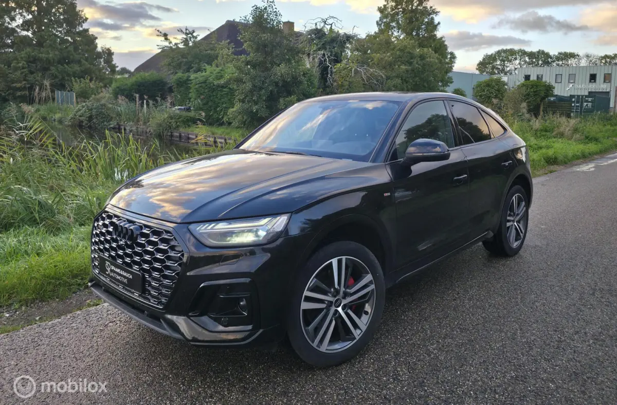 55 TFSI e S-Line / Memory / Cam / Carplay