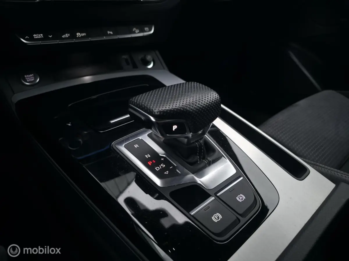 55 TFSI e S-Line / Memory / Cam / Carplay