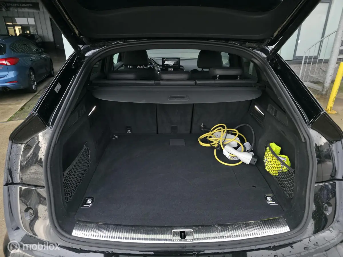 55 TFSI e S-Line / Memory / Cam / Carplay