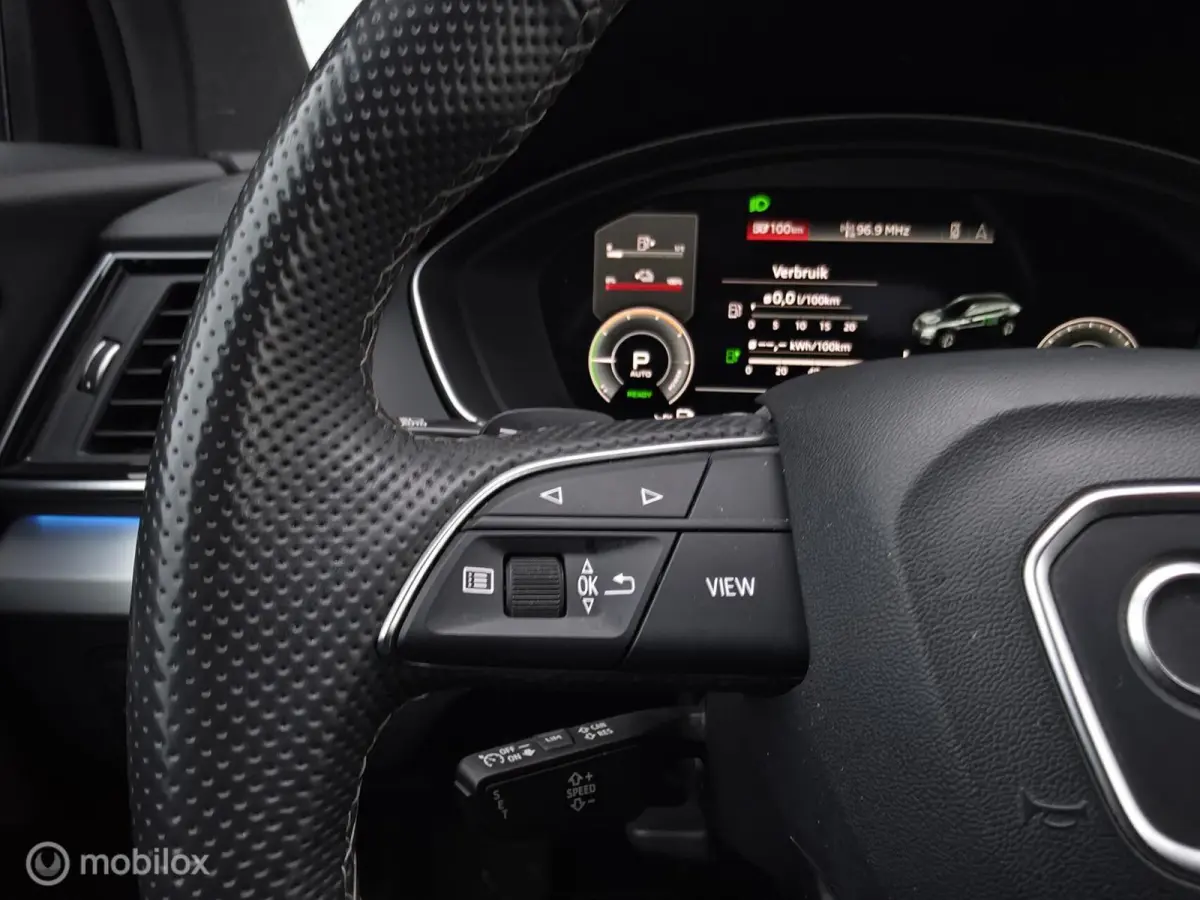55 TFSI e S-Line / Memory / Cam / Carplay