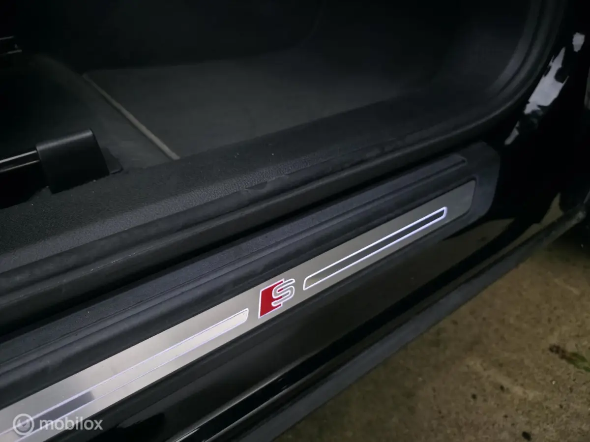 55 TFSI e S-Line / Memory / Cam / Carplay