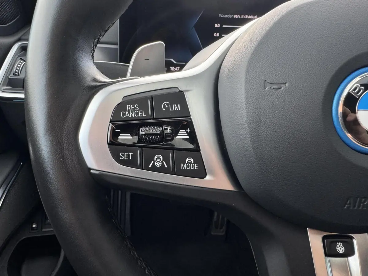 330e M Sport |Pano |HUD |360° |Laser |Stuurhulp|