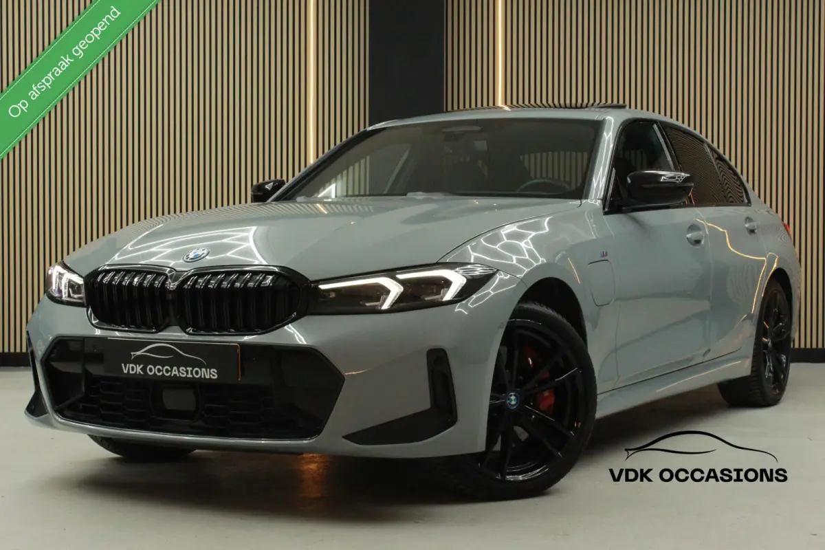 330e M Sport |Pano |HUD |360° |Laser |Stuurhulp|
