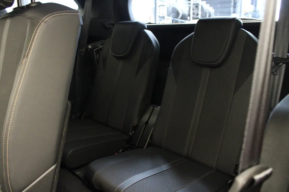 1.2 Hybrid 136 GT |Pano|Stoelverw.|Trekhaak|