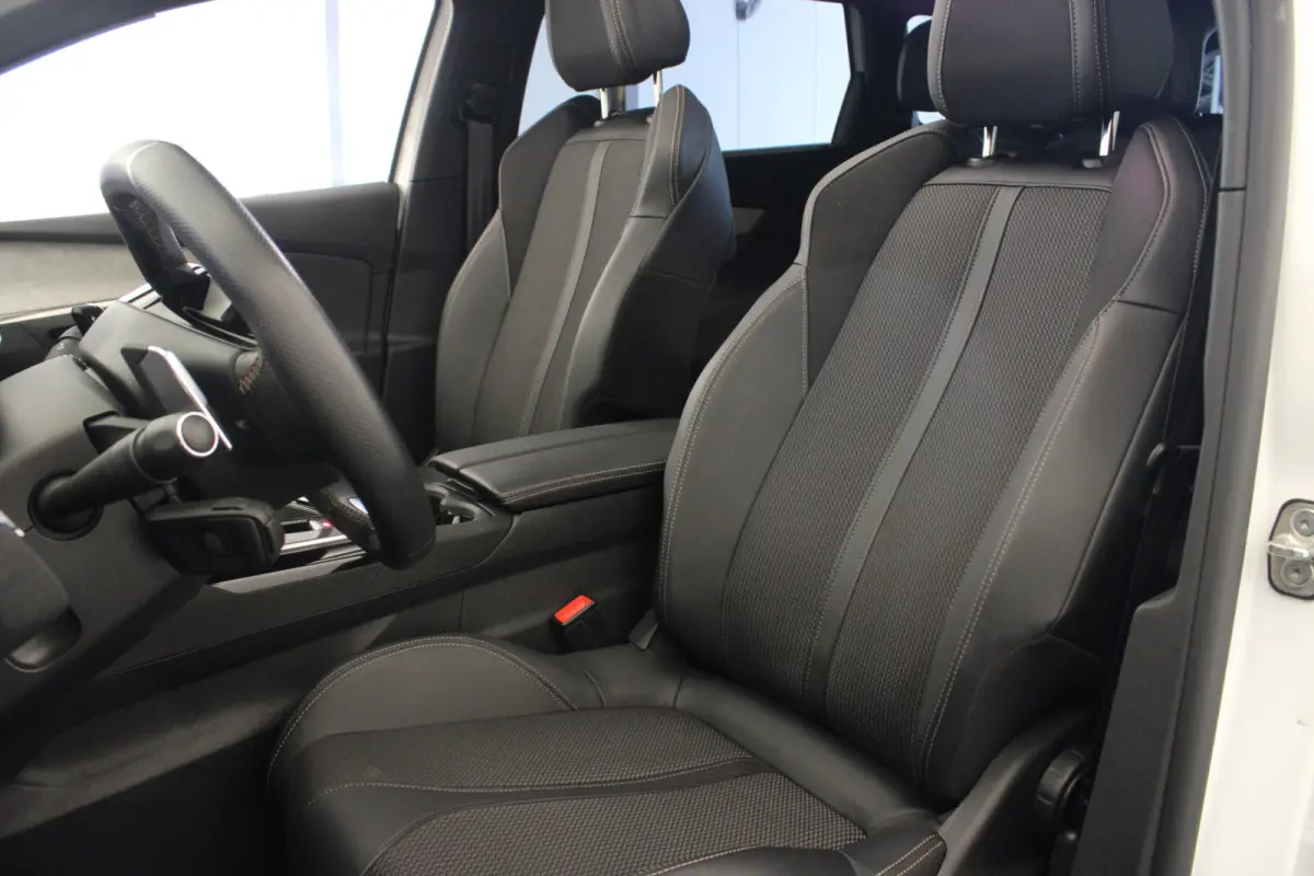 1.2 Hybrid 136 GT |Pano|Stoelverw.|Trekhaak|