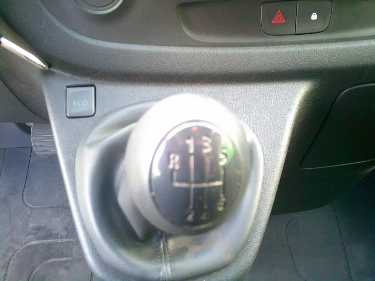 1.6 dCi T27 L1H1 Comfort Energy VOORZIEN VAN AIRCO+CRUISE+TREKHAAK !!!