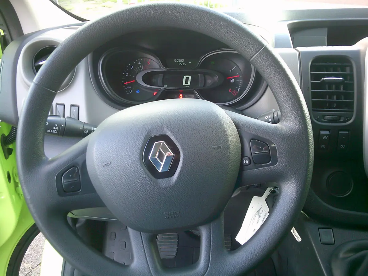 1.6 dCi T27 L1H1 Comfort Energy VOORZIEN VAN AIRCO+CRUISE+TREKHAAK !!!