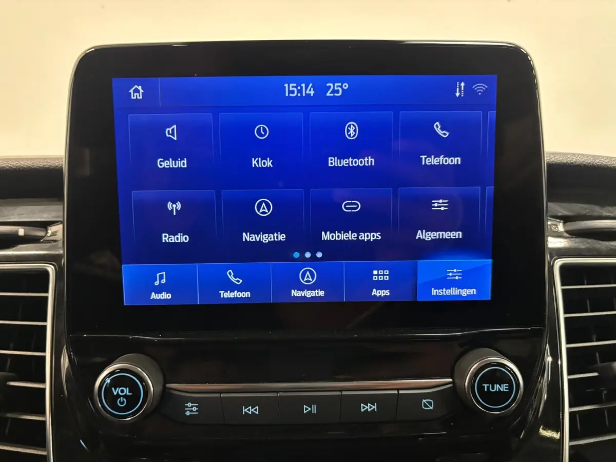 300 2.0 TDCI L2H1 Limited Dubbele Cabine Automaat Navi Airco 2 Schuifdeuren Trekhaak Parkeersensoren Carplay