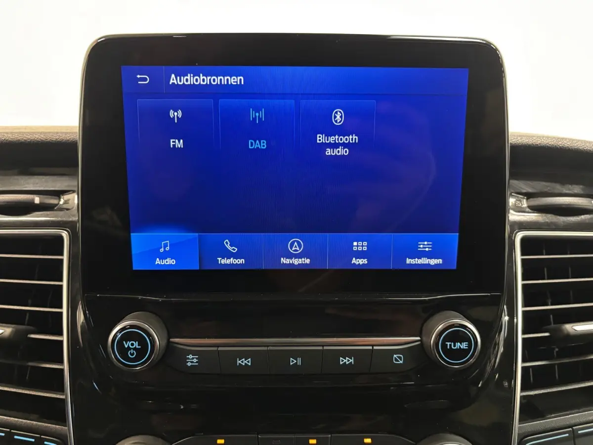 300 2.0 TDCI L2H1 Limited Dubbele Cabine Automaat Navi Airco 2 Schuifdeuren Trekhaak Parkeersensoren Carplay