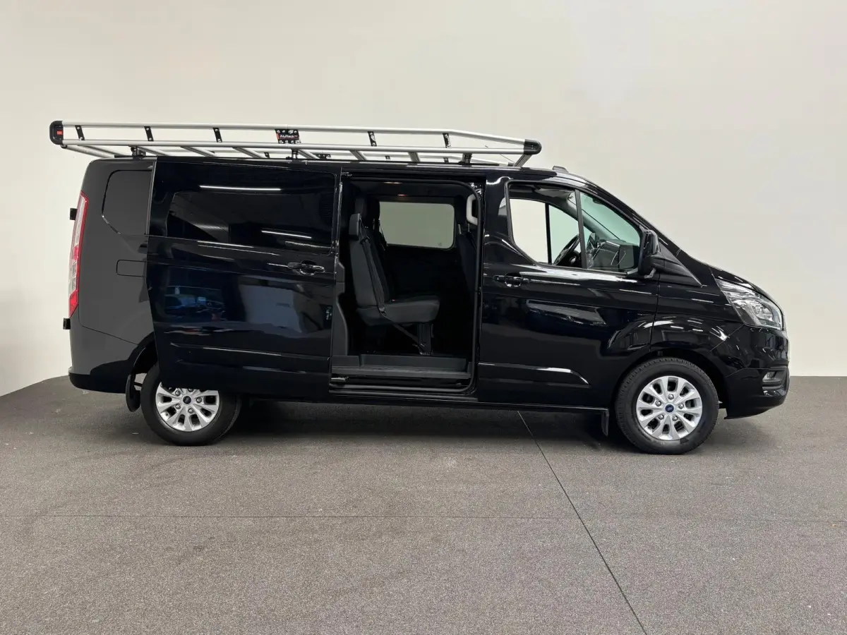 300 2.0 TDCI L2H1 Limited Dubbele Cabine Automaat Navi Airco 2 Schuifdeuren Trekhaak Parkeersensoren Carplay