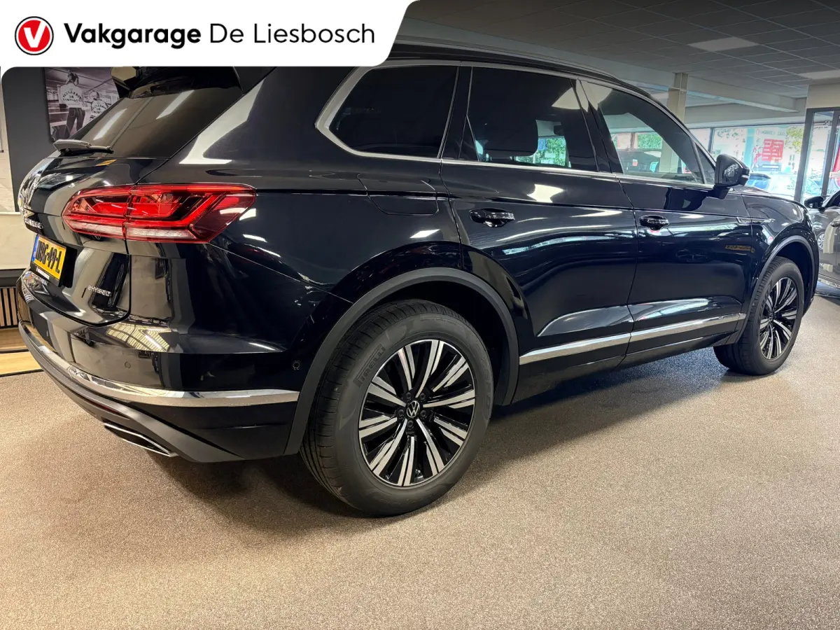 3.0 TSi eHybrid 4MOTION / pano / leer / camera / stoel en stuurverwaming