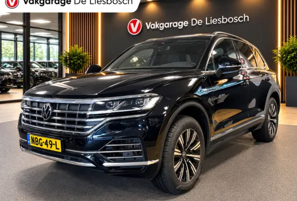 3.0 TSi eHybrid 4MOTION / pano / leer / camera / stoel en stuurverwaming