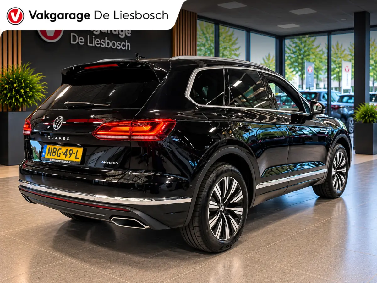 3.0 TSi eHybrid 4MOTION / pano / leer / camera / stoel en stuurverwaming