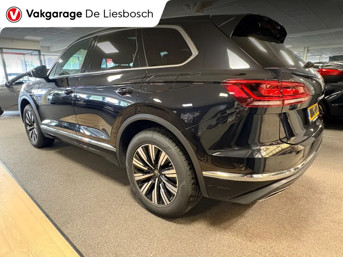 3.0 TSi eHybrid 4MOTION / pano / leer / camera / stoel en stuurverwaming