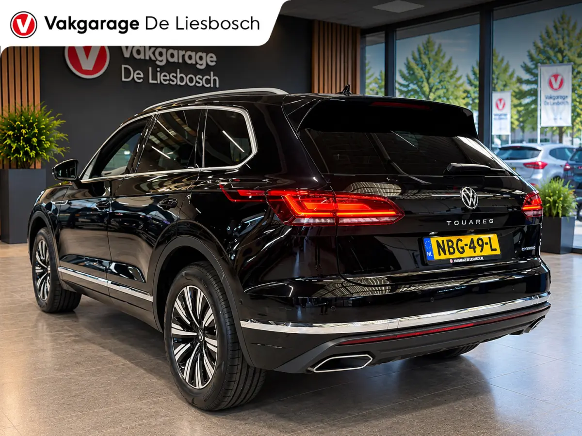 3.0 TSi eHybrid 4MOTION / pano / leer / camera / stoel en stuurverwaming