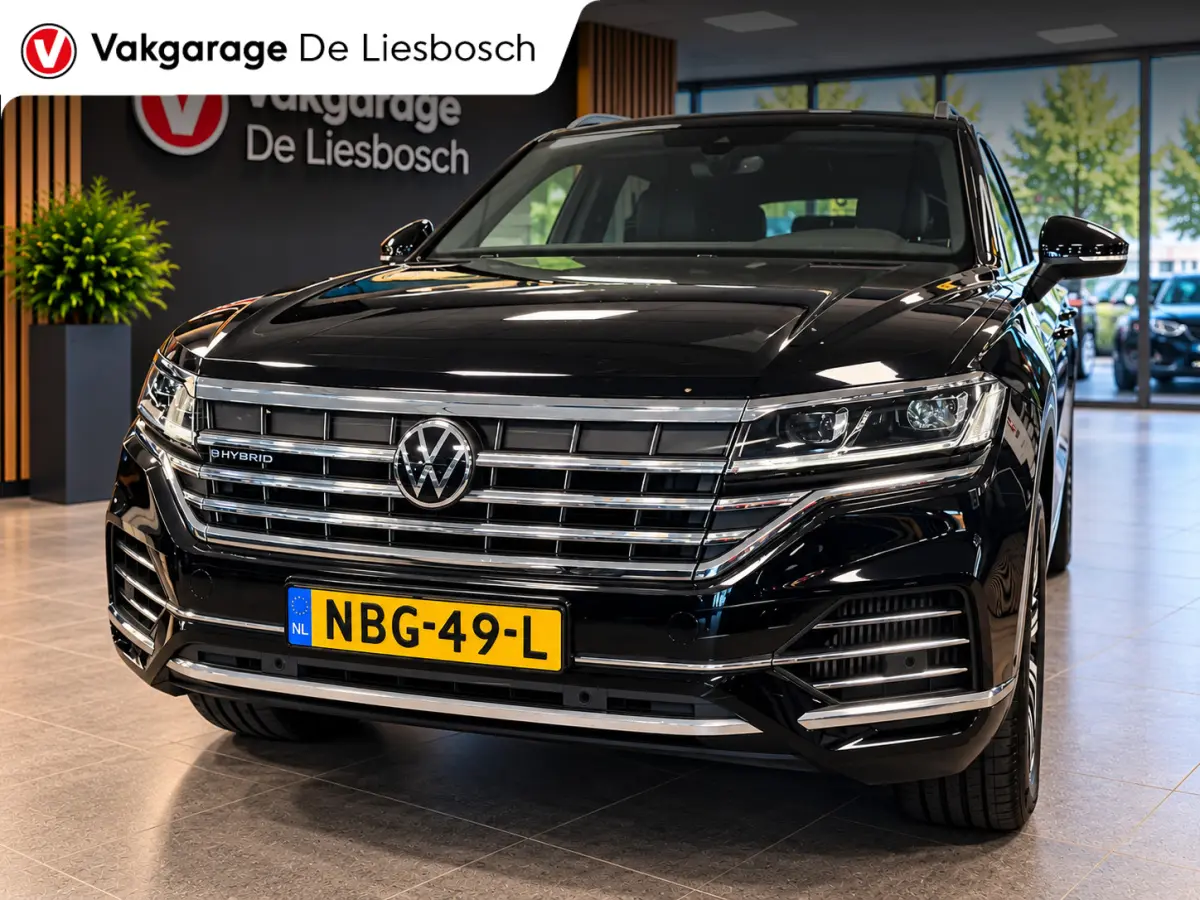 3.0 TSi eHybrid 4MOTION / pano / leer / camera / stoel en stuurverwaming