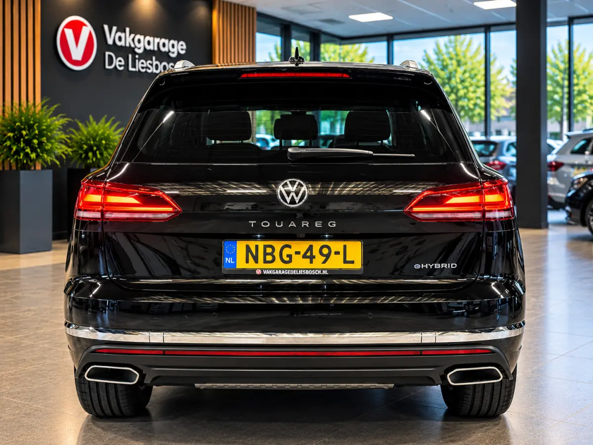 3.0 TSi eHybrid 4MOTION / pano / leer / camera / stoel en stuurverwaming