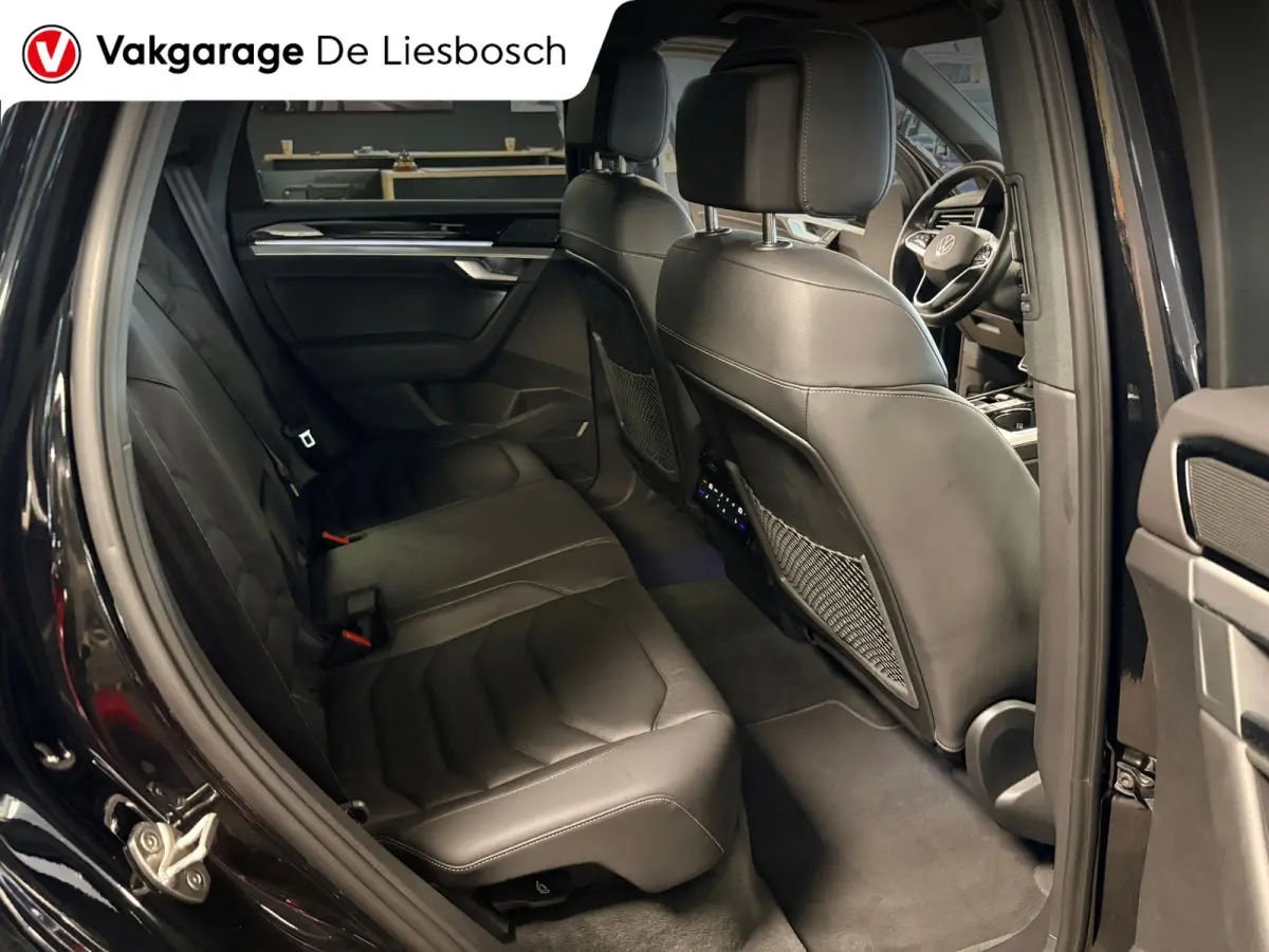 3.0 TSi eHybrid 4MOTION / pano / leer / camera / stoel en stuurverwaming