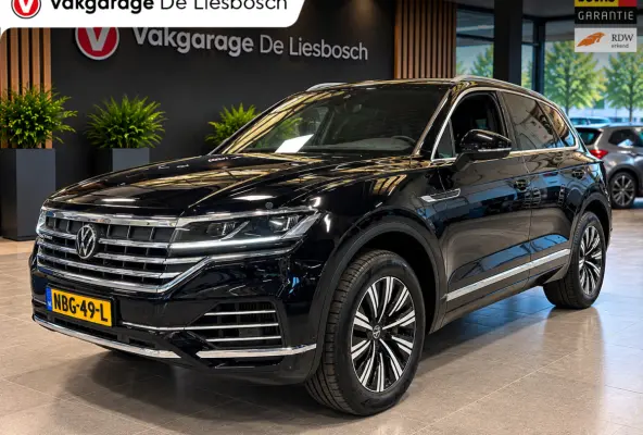 3.0 TSi eHybrid 4MOTION / pano / leer / camera / stoel en stuurverwaming