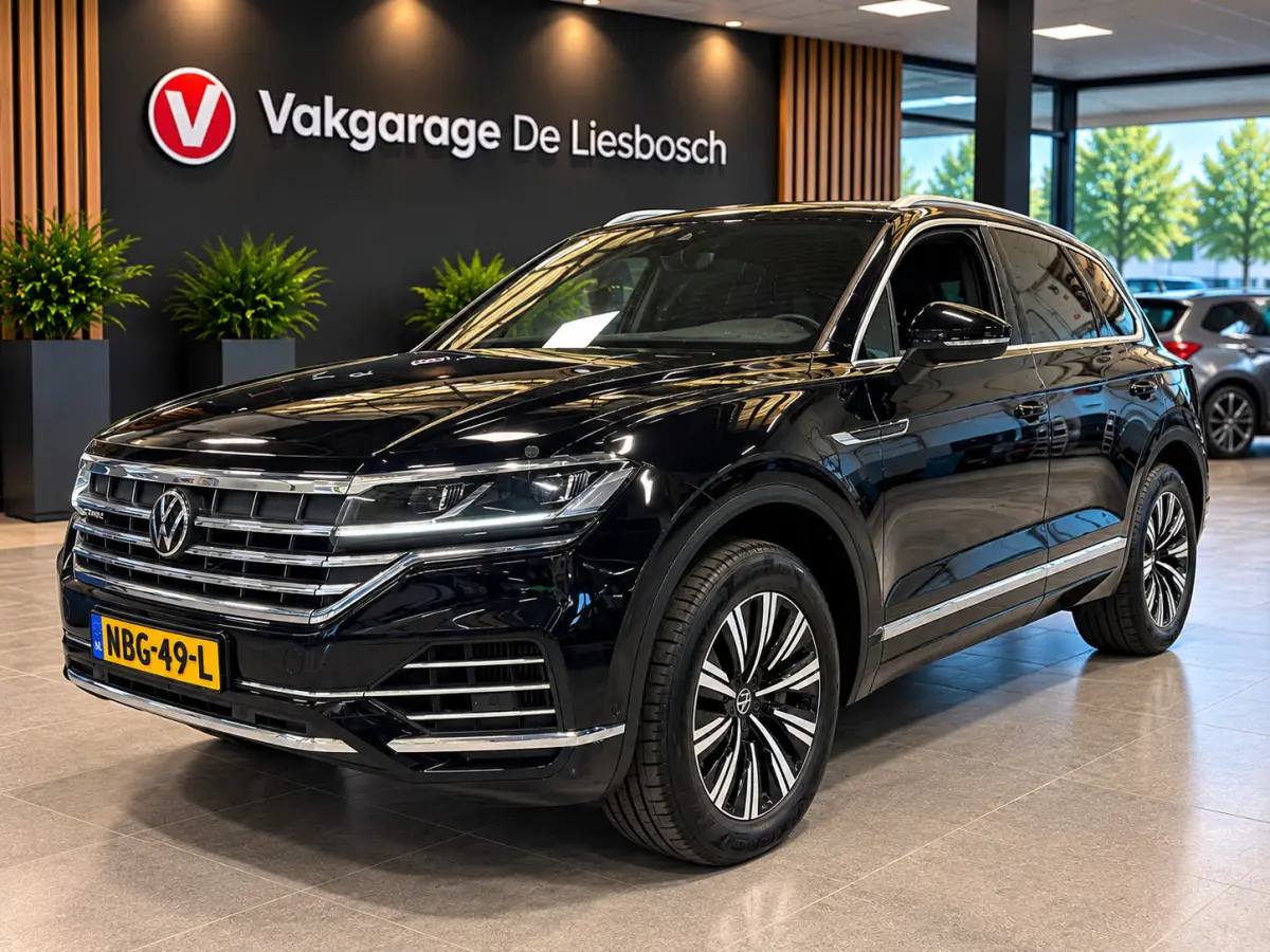 3.0 TSi eHybrid 4MOTION / pano / leer / camera / stoel en stuurverwaming