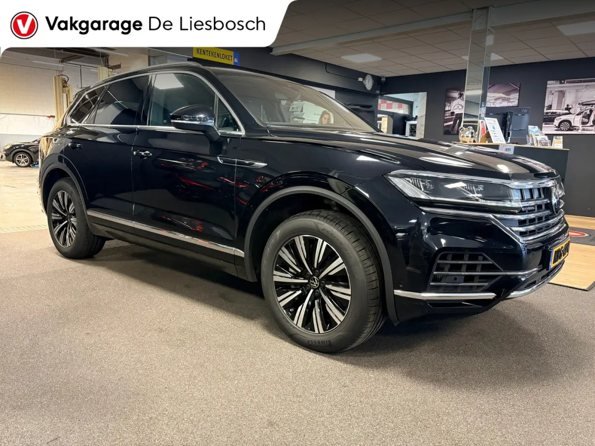 3.0 TSi eHybrid 4MOTION / pano / leer / camera / stoel en stuurverwaming