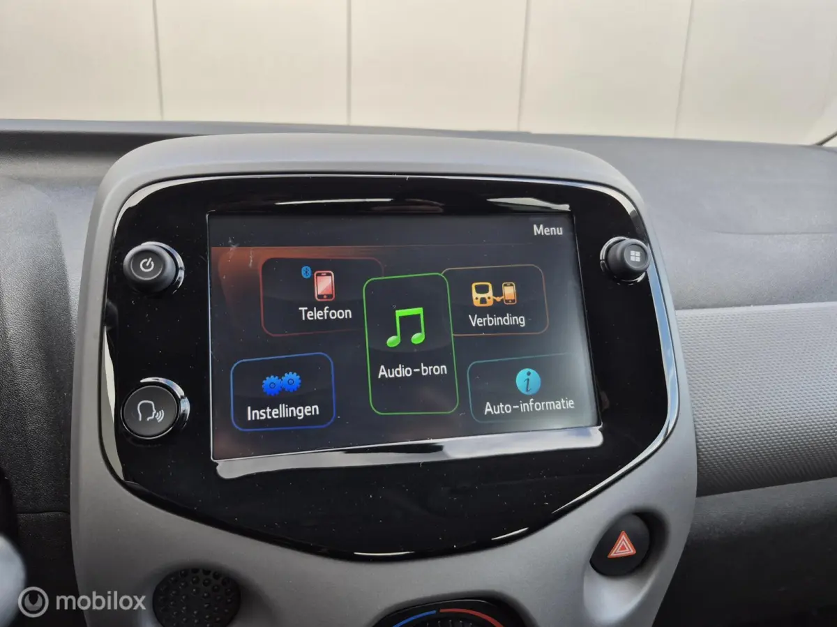 1.0 e-VTi Carplay / Camera / Airco / NAP!