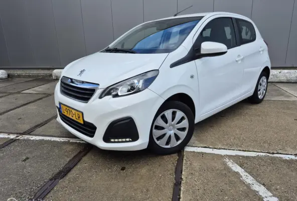 1.0 e-VTi Carplay / Camera / Airco / NAP!
