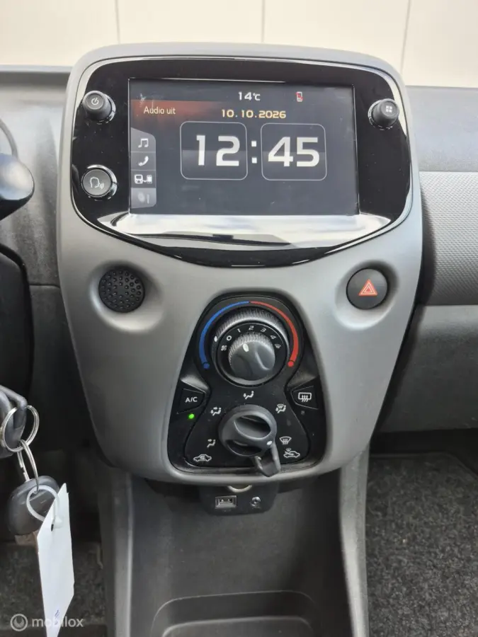 1.0 e-VTi Carplay / Camera / Airco / NAP!