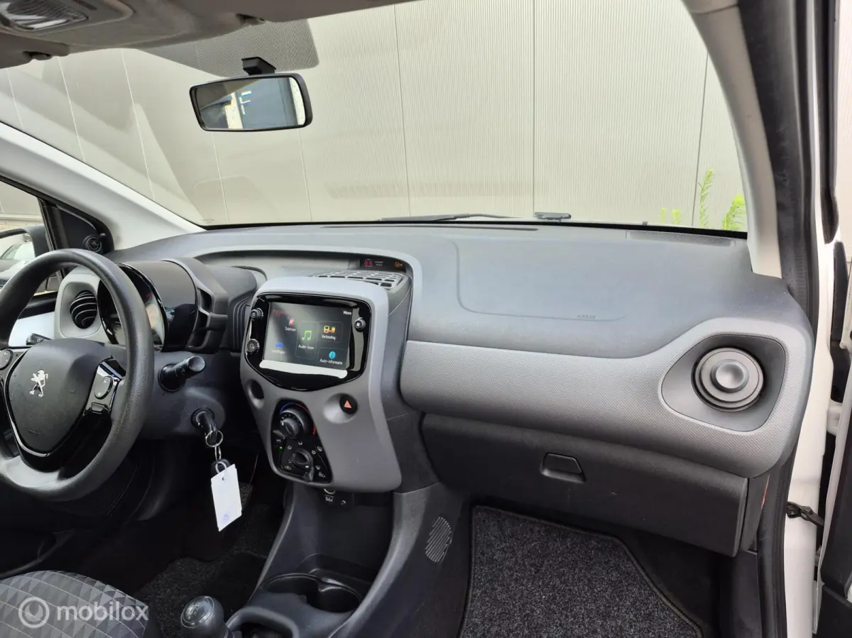 1.0 e-VTi Carplay / Camera / Airco / NAP!