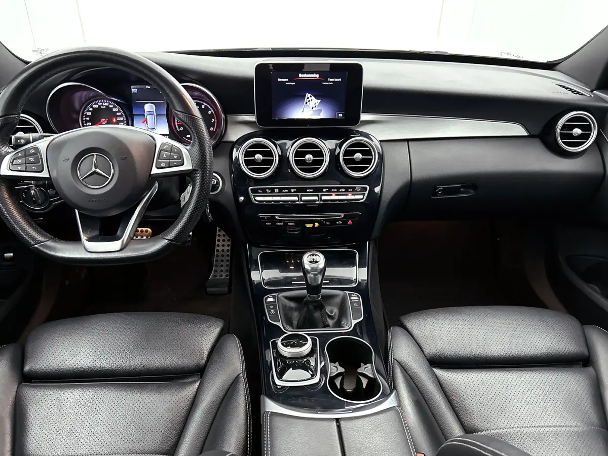 160 Amg Line / Panoramadak / Nightpakket / Leder / Pdc.+Camera / Airco-ecc. / Cruise-ctr. / Apk 11-2027