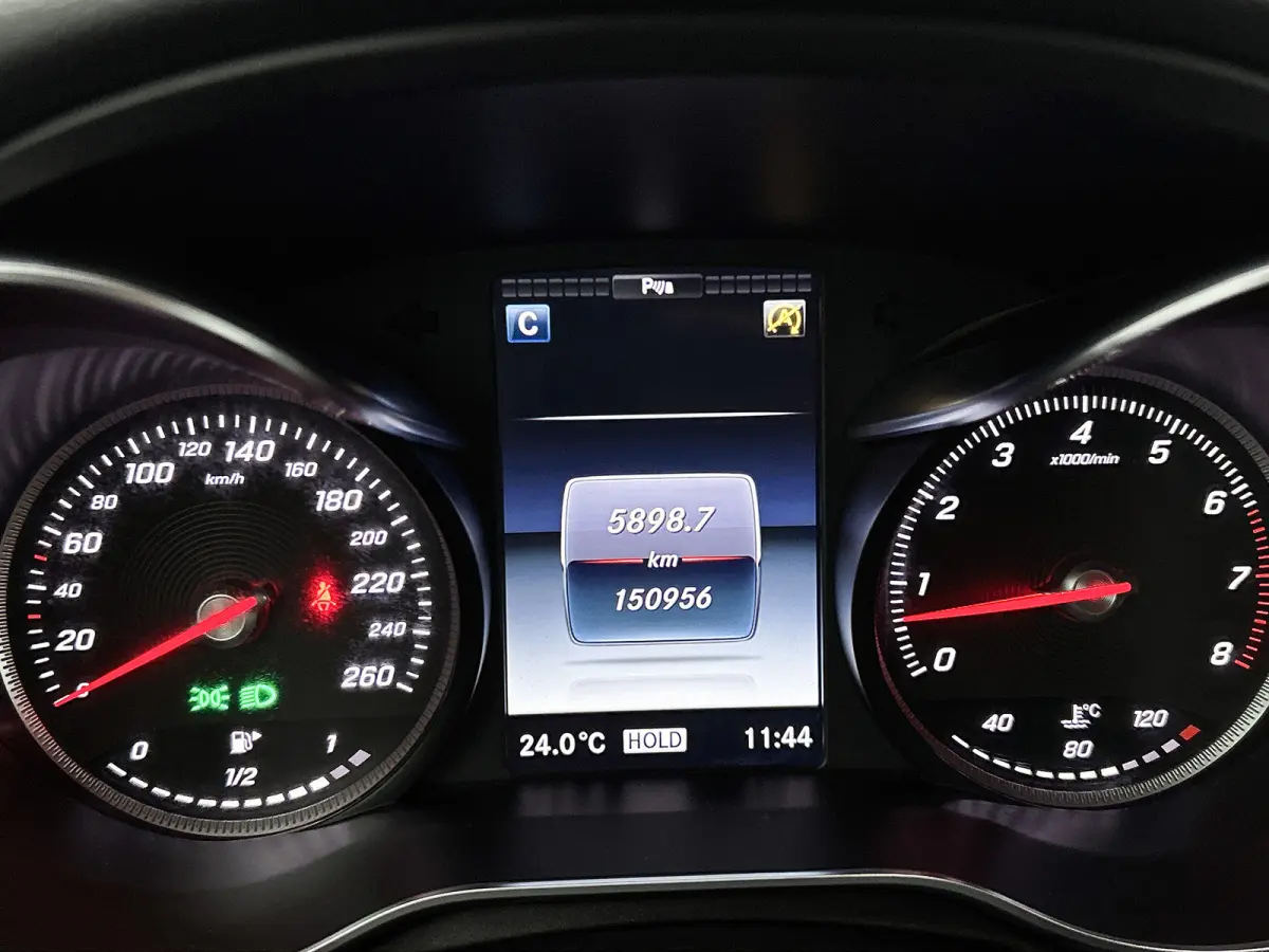 160 Amg Line / Panoramadak / Nightpakket / Leder / Pdc.+Camera / Airco-ecc. / Cruise-ctr. / Apk 11-2027