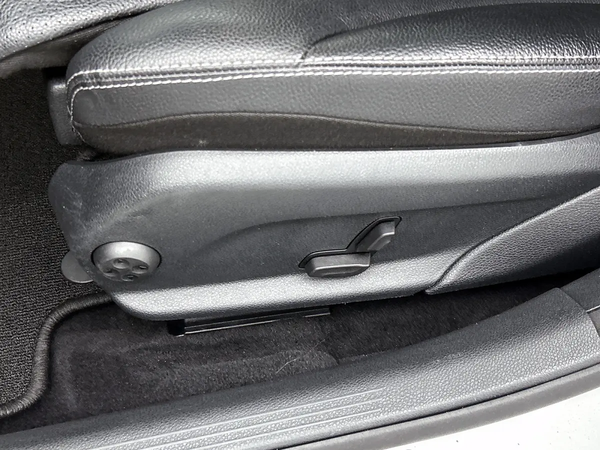 160 Amg Line / Panoramadak / Nightpakket / Leder / Pdc.+Camera / Airco-ecc. / Cruise-ctr. / Apk 11-2027