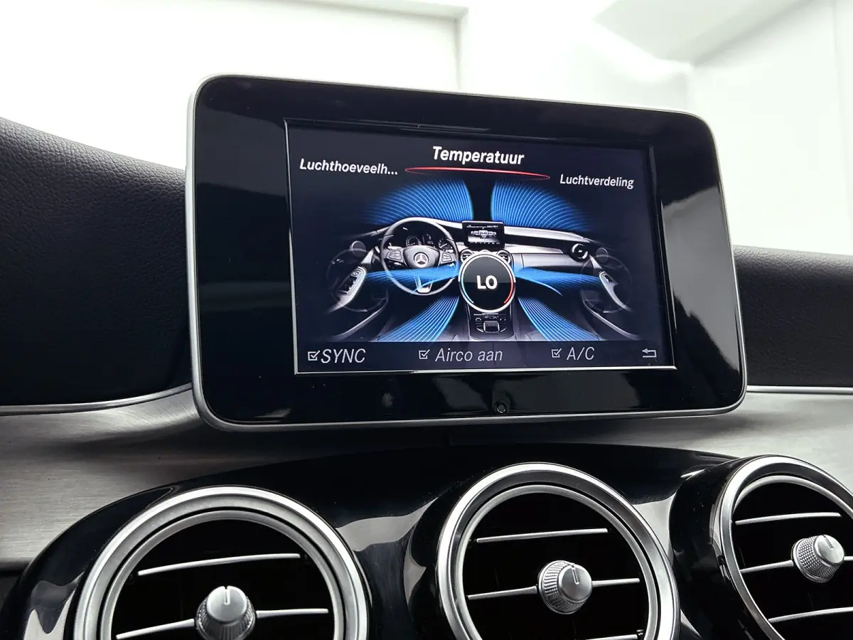 160 Amg Line / Panoramadak / Nightpakket / Leder / Pdc.+Camera / Airco-ecc. / Cruise-ctr. / Apk 11-2027