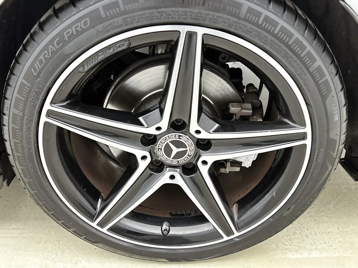 160 Amg Line / Panoramadak / Nightpakket / Leder / Pdc.+Camera / Airco-ecc. / Cruise-ctr. / Apk 11-2027