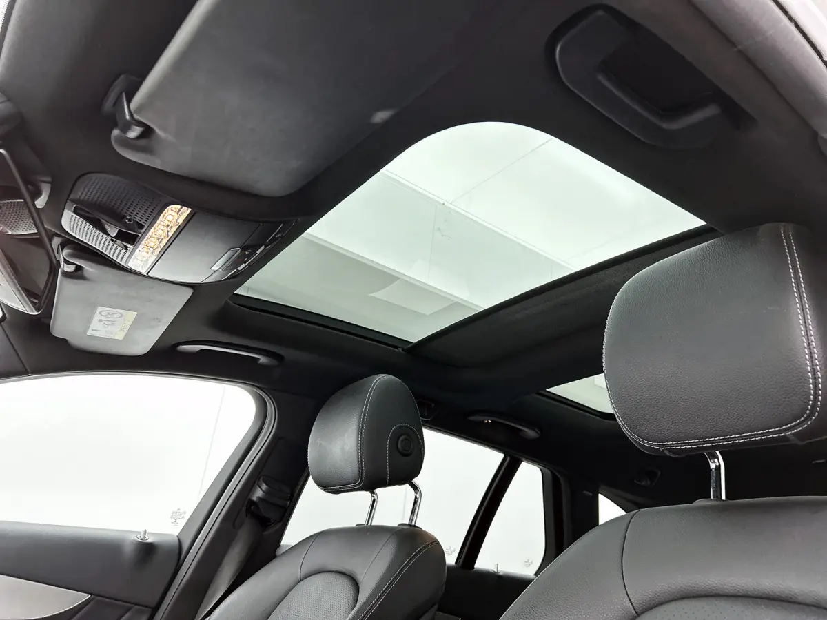 160 Amg Line / Panoramadak / Nightpakket / Leder / Pdc.+Camera / Airco-ecc. / Cruise-ctr. / Apk 11-2027