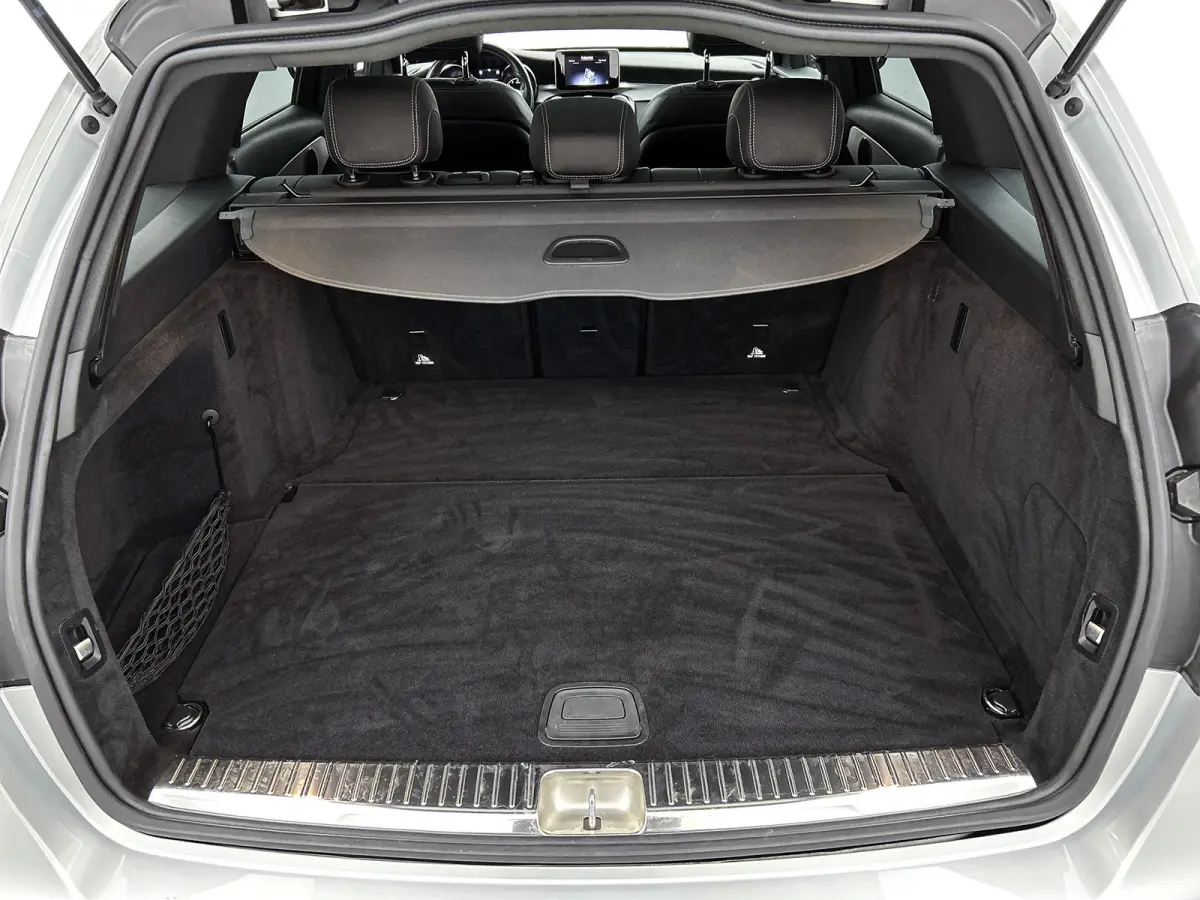 160 Amg Line / Panoramadak / Nightpakket / Leder / Pdc.+Camera / Airco-ecc. / Cruise-ctr. / Apk 11-2027