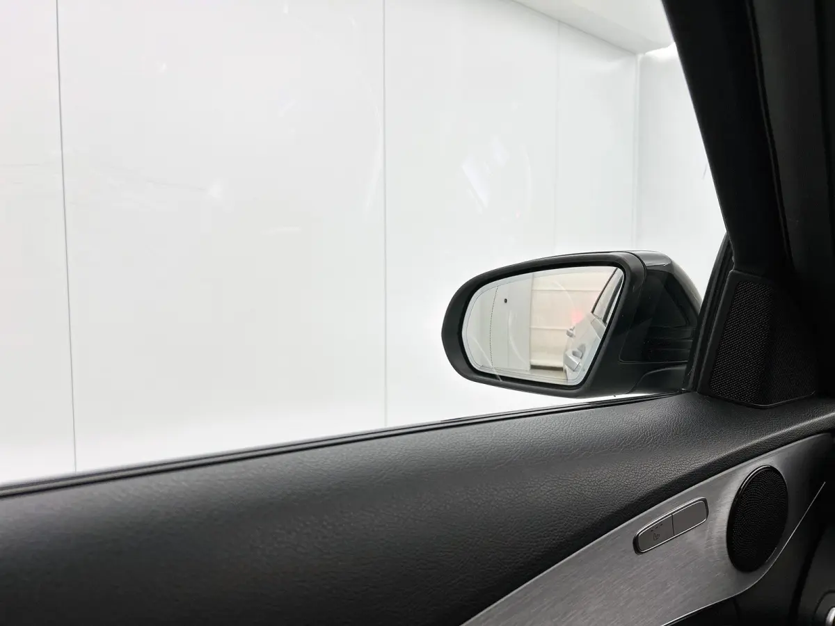 160 Amg Line / Panoramadak / Nightpakket / Leder / Pdc.+Camera / Airco-ecc. / Cruise-ctr. / Apk 11-2027