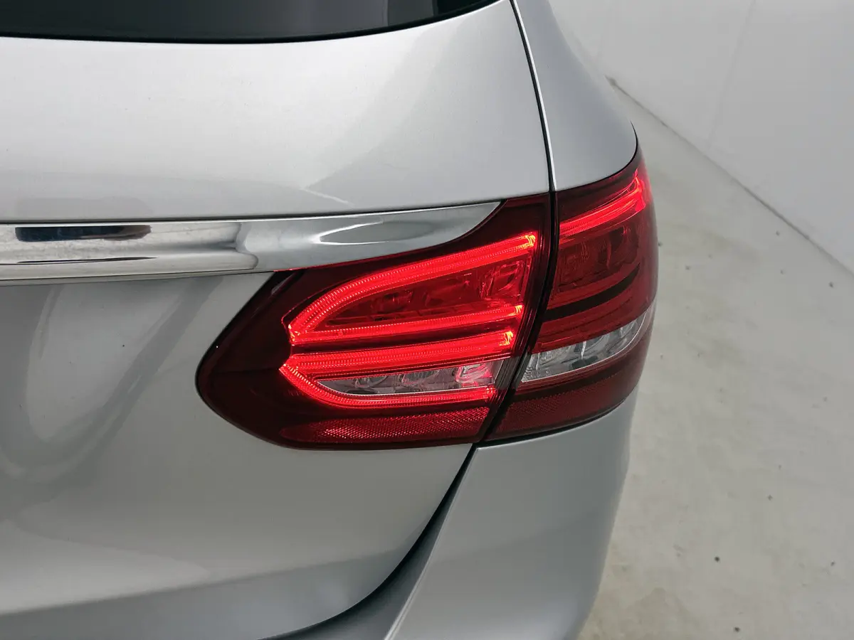 160 Amg Line / Panoramadak / Nightpakket / Leder / Pdc.+Camera / Airco-ecc. / Cruise-ctr. / Apk 11-2027
