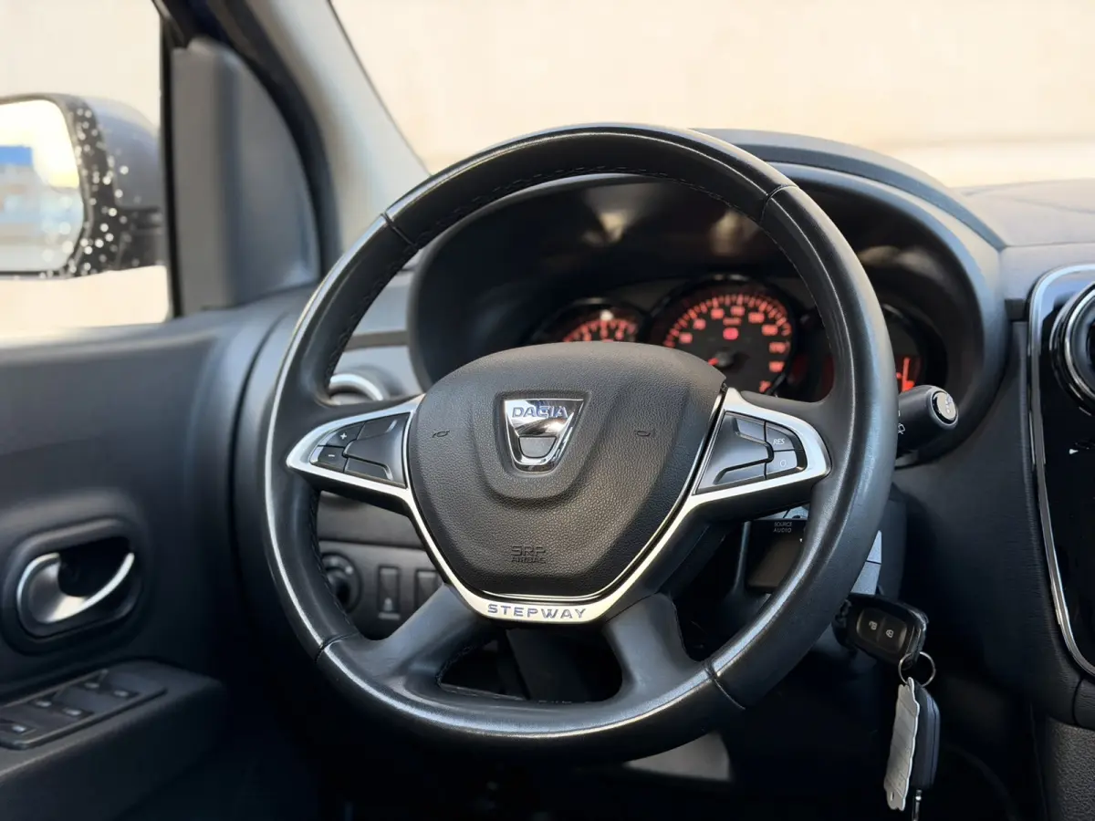1.3 TCe Stepway 7P CarPlay Cruise 3x isofix Stoelverwarming